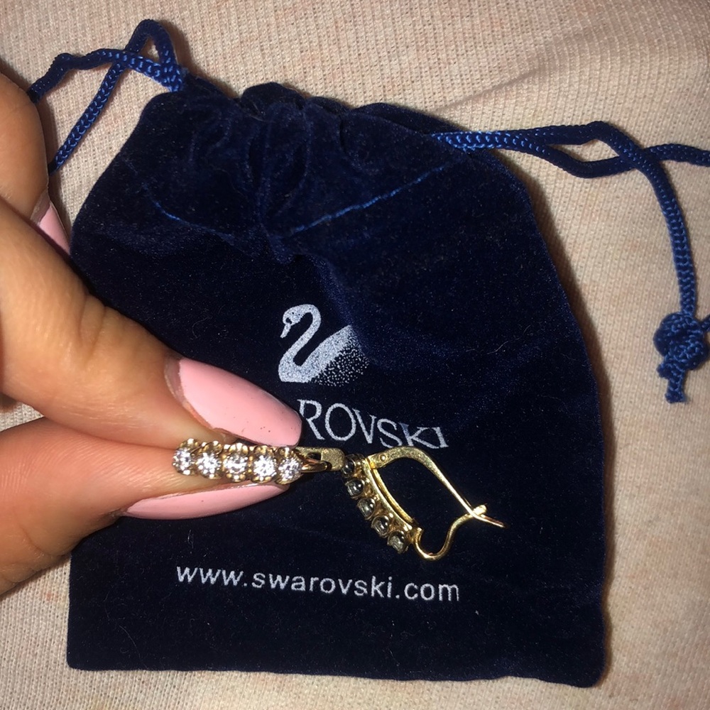 Swarovski drop earrings